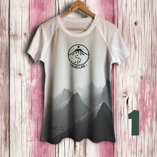 Cargar imagen en el visor de la galería, Polera Pacul Club Huellas