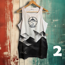 Cargar imagen en el visor de la galería, Polera Pacul Club Huellas