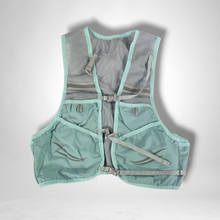 Cargar imagen en el visor de la galería, Chaleco de Hidratación